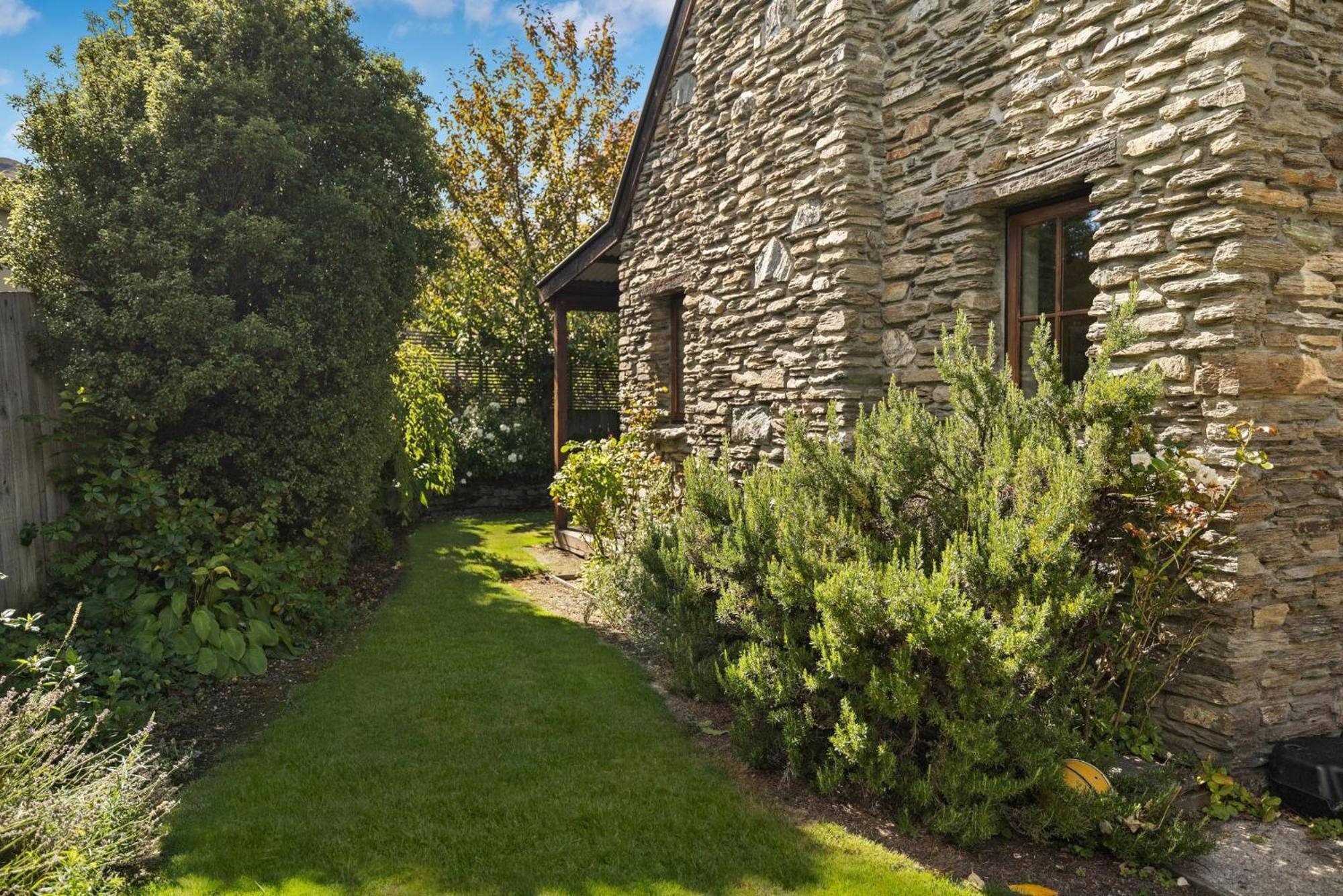 Maytime Cottage - Arrowtown Holiday Home Kültér fotó